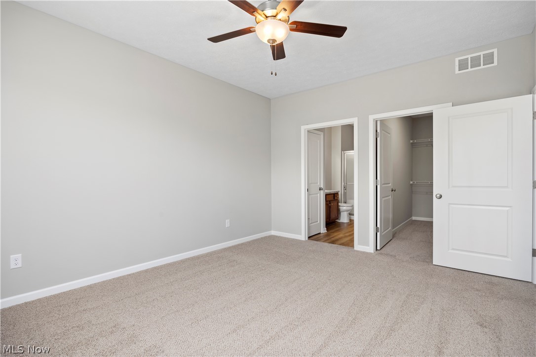 556 Eldemire Lane Elyria OH 44035