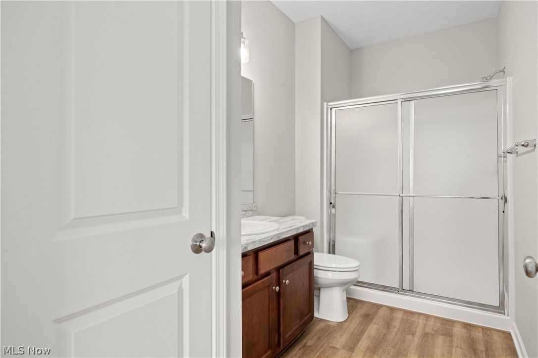 556 Eldemire Lane Elyria OH 44035