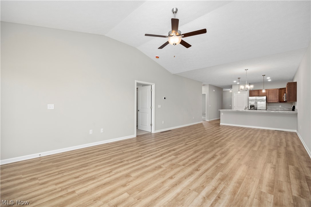 556 Eldemire Lane Elyria OH 44035