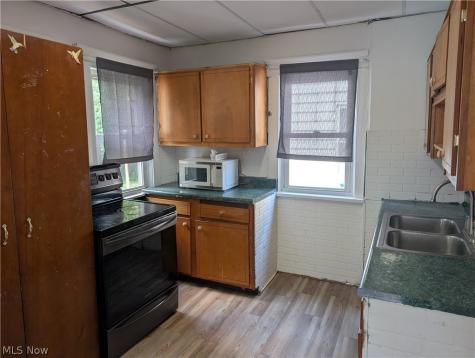 1527 Alden Avenue SW Canton OH 44706