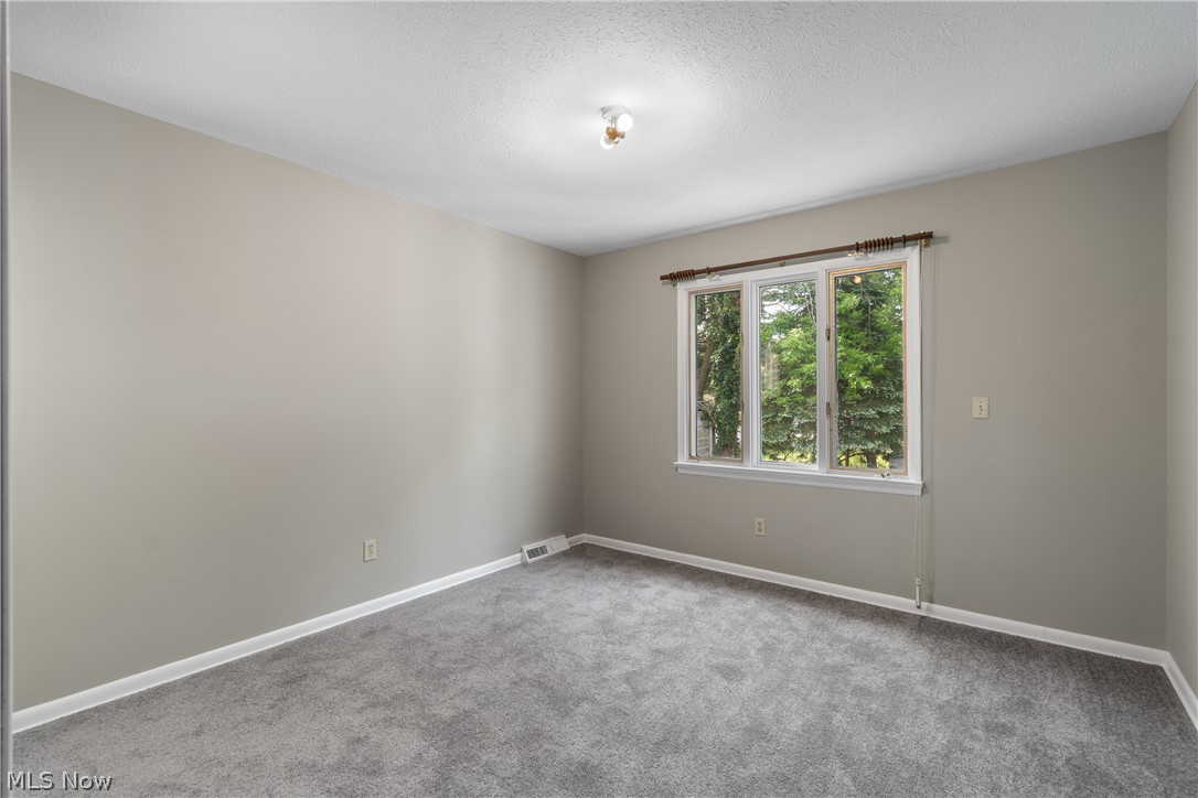 1182 Tampa Avenue Akron OH 44314