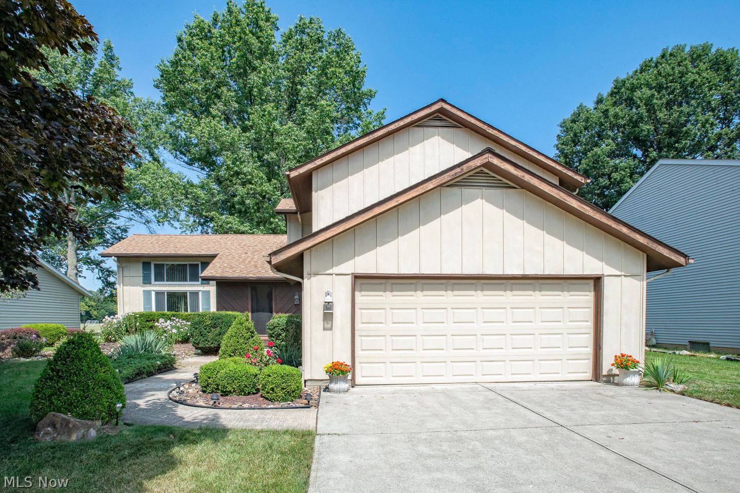 30840 Windy Hollow Lane North Olmsted OH 44070