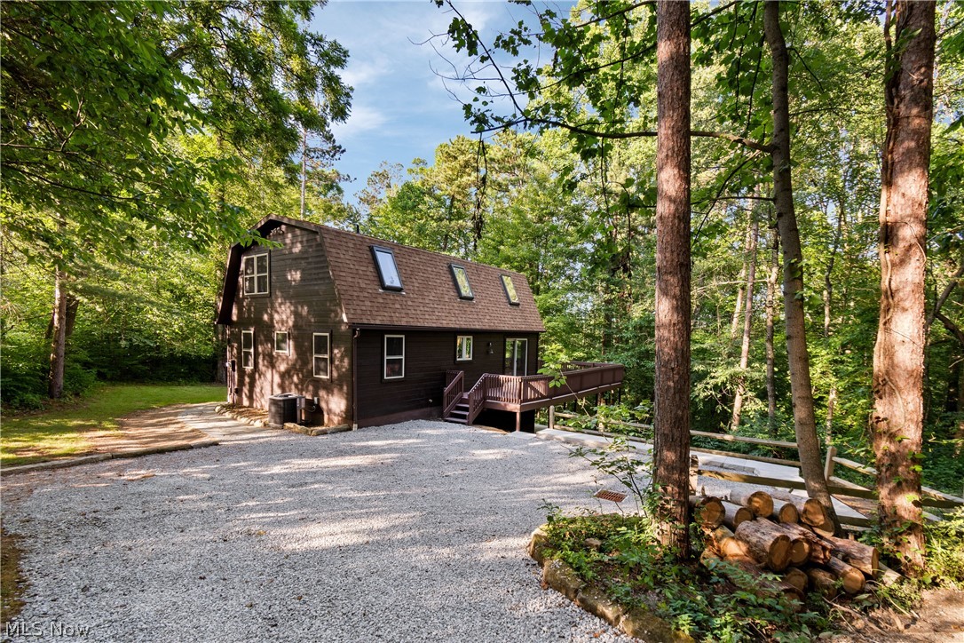 86170 Tappan Highlands Road Uhrichsville OH 44683
