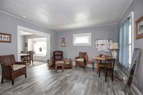 1089 Lakeview Road Cleveland OH 44108
