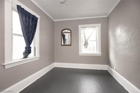 1089 Lakeview Road Cleveland OH 44108