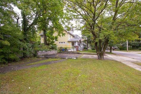 1089 Lakeview Road Cleveland OH 44108