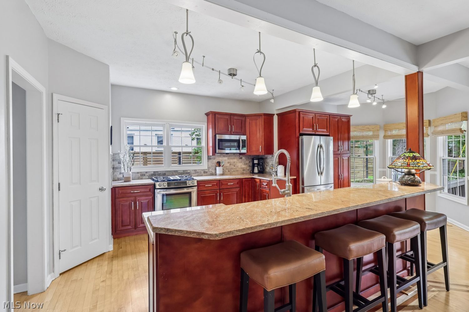 21376 Sydenham Road Shaker Heights OH 44122