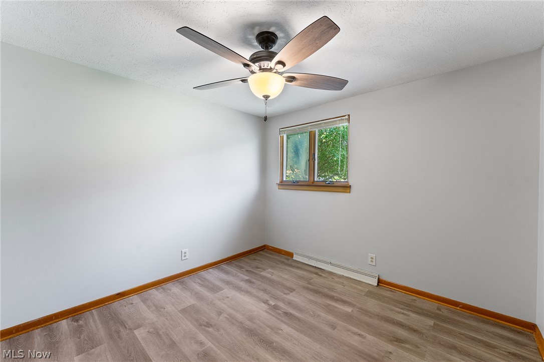 695 S 15th Street Sebring OH 44672