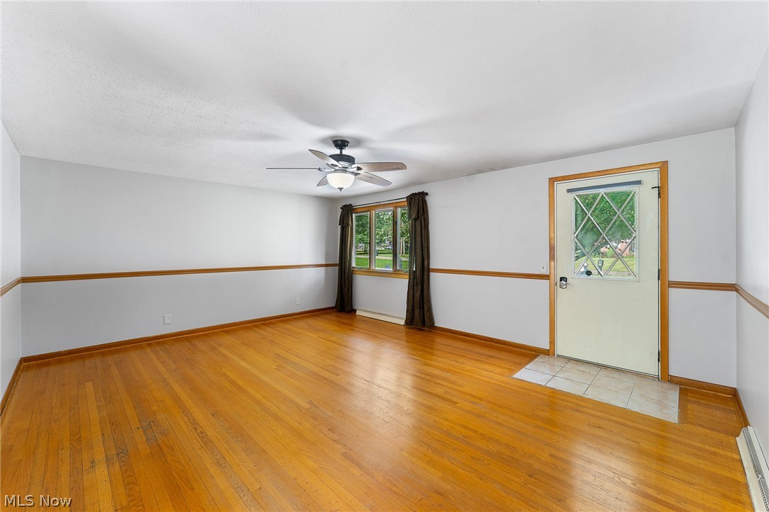 695 S 15th Street Sebring OH 44672