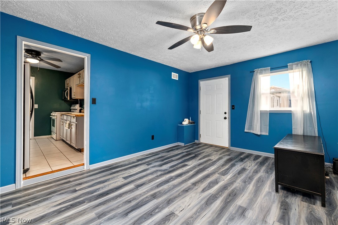 294 Longford Avenue Elyria OH 44035