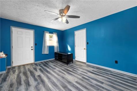 294 Longford Avenue Elyria OH 44035