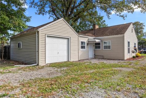294 Longford Avenue Elyria OH 44035