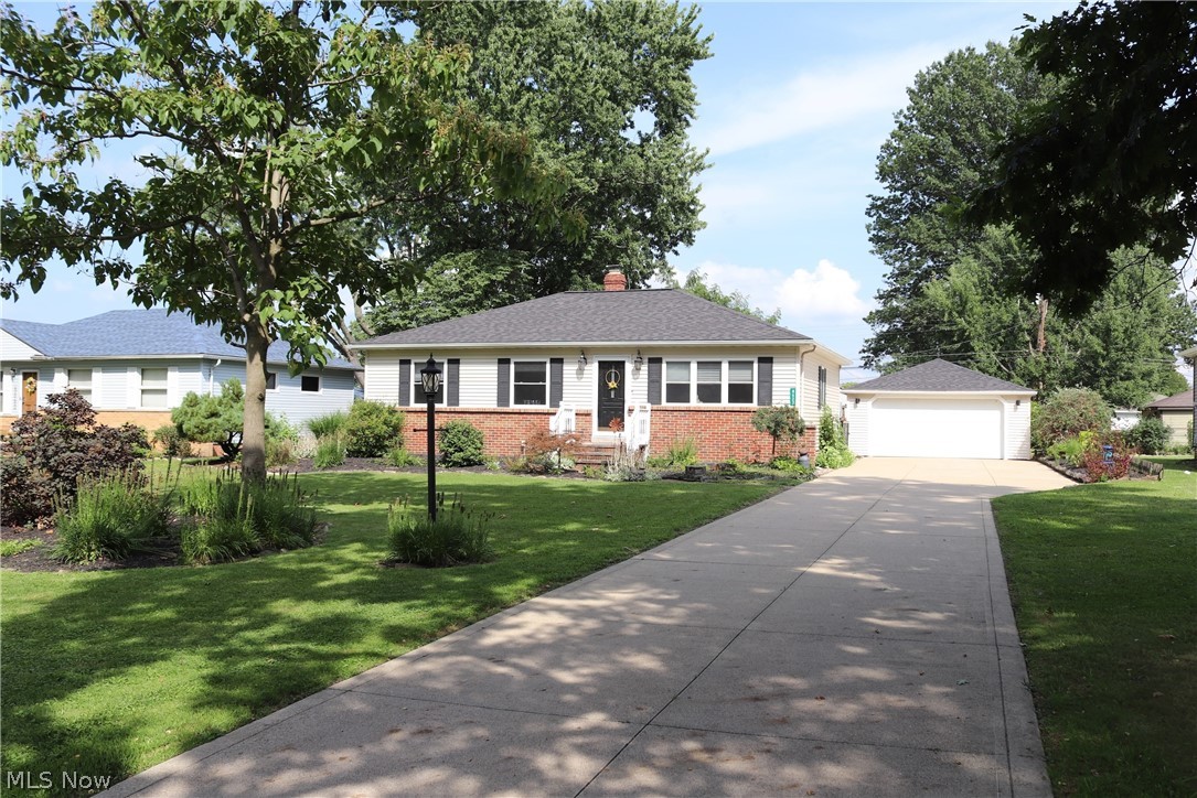 8627 Big Creek Parkway Strongsville OH 44149