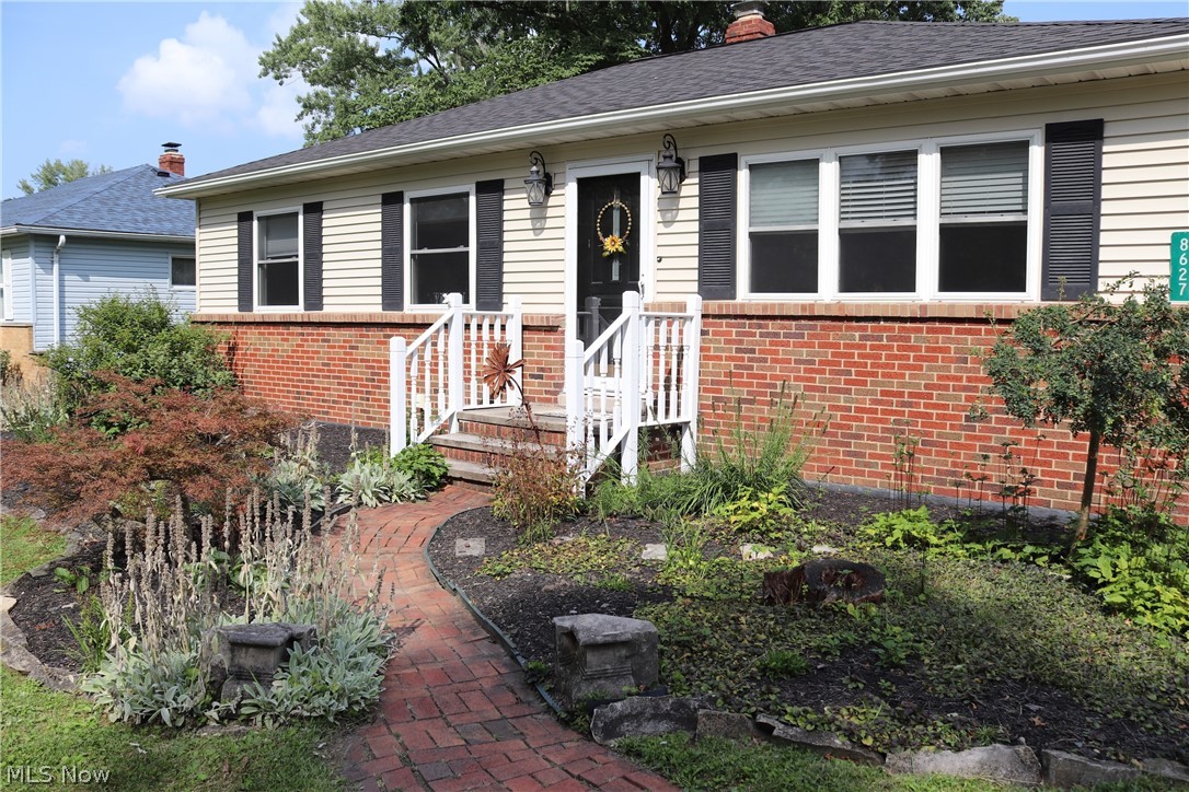 8627 Big Creek Parkway Strongsville OH 44149