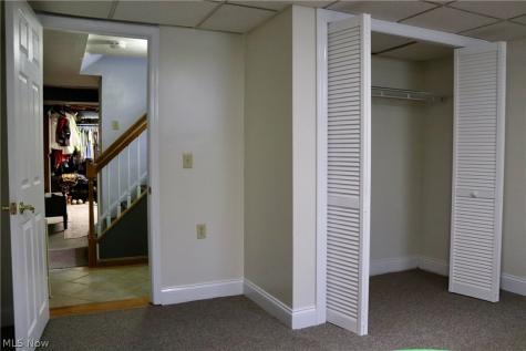 8627 Big Creek Parkway Strongsville OH 44149
