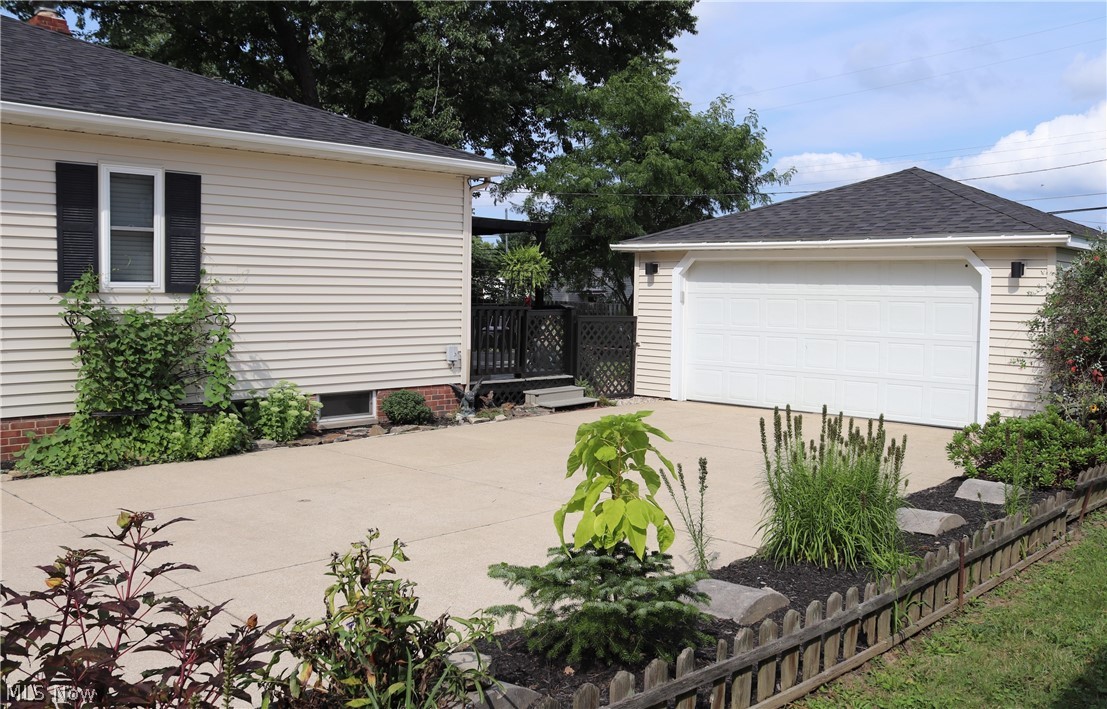 8627 Big Creek Parkway Strongsville OH 44149