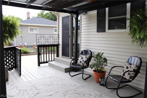 8627 Big Creek Parkway Strongsville OH 44149