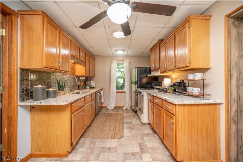 4631 March Avenue Youngstown OH 44505