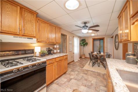 4631 March Avenue Youngstown OH 44505