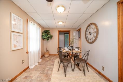 4631 March Avenue Youngstown OH 44505