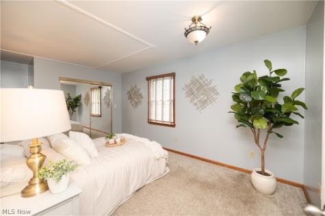 4631 March Avenue Youngstown OH 44505