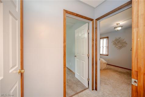 4631 March Avenue Youngstown OH 44505