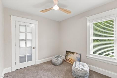 12513 Maplerow Avenue Garfield Heights OH 44105