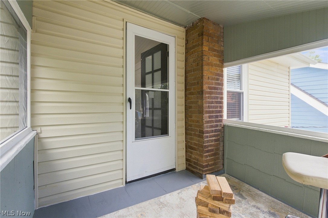 12513 Maplerow Avenue Garfield Heights OH 44105
