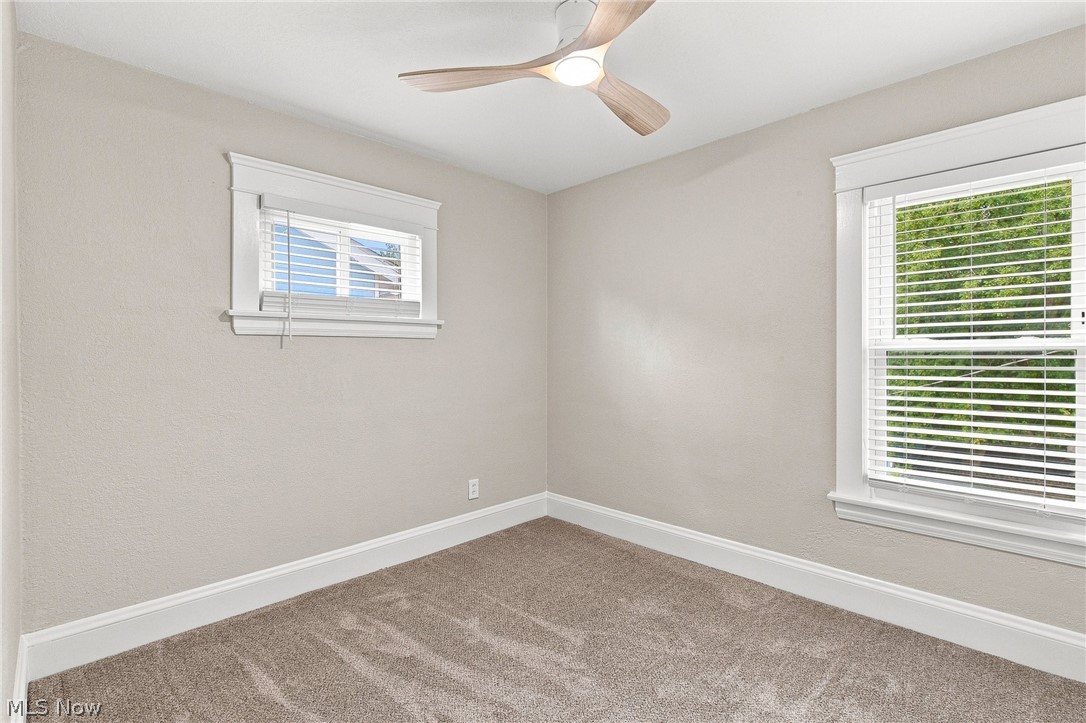 12513 Maplerow Avenue Garfield Heights OH 44105