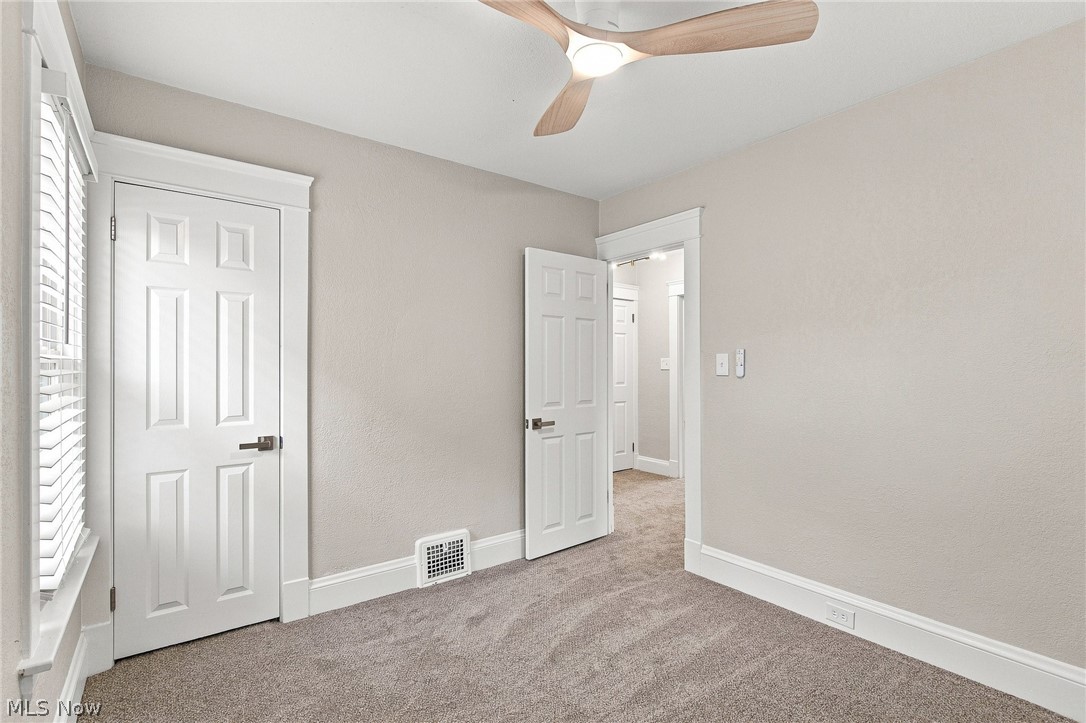 12513 Maplerow Avenue Garfield Heights OH 44105