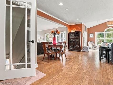 2904 Vicksburg Avenue NW Canton OH 44708