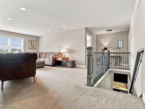 2904 Vicksburg Avenue NW Canton OH 44708