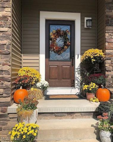 2904 Vicksburg Avenue NW Canton OH 44708