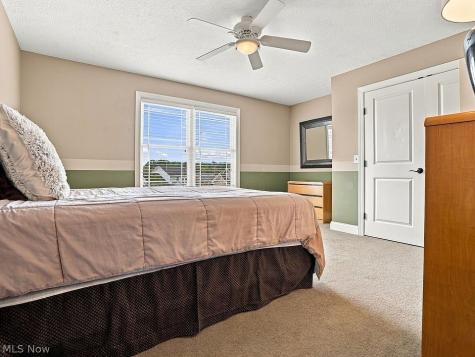 2904 Vicksburg Avenue NW Canton OH 44708