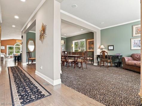 2904 Vicksburg Avenue NW Canton OH 44708