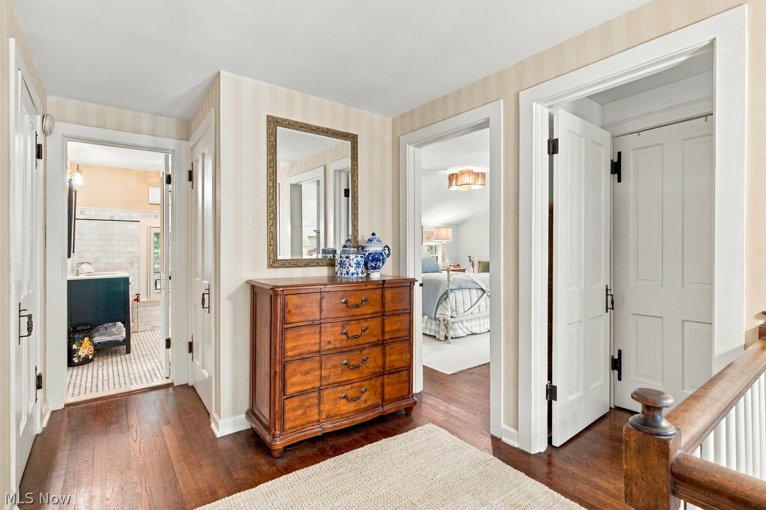 282 Shawnee Trail Aurora OH 44202