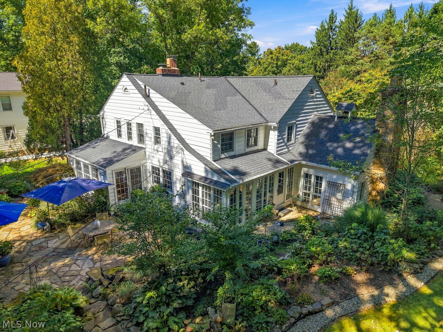282 Shawnee Trail Aurora OH 44202