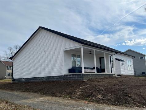4716 Stevie Avenue SW Massillon OH 44646