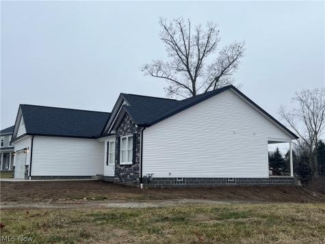 4716 Stevie Avenue SW Massillon OH 44646