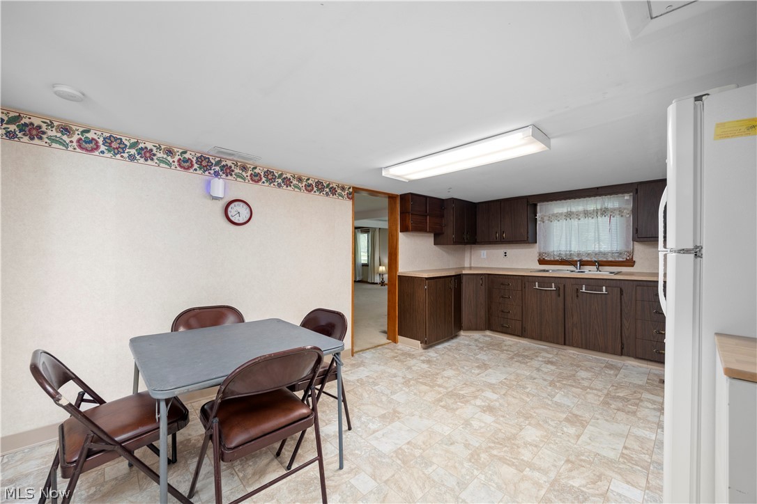 203 Annis Road South Amherst OH 44001