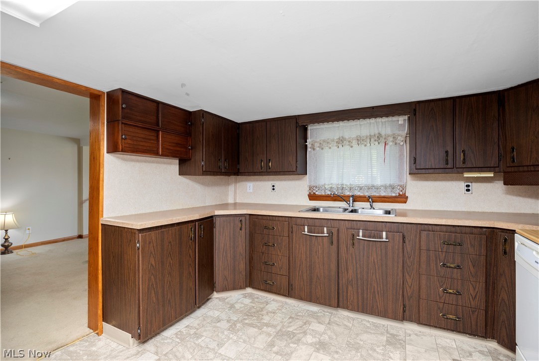 203 Annis Road South Amherst OH 44001