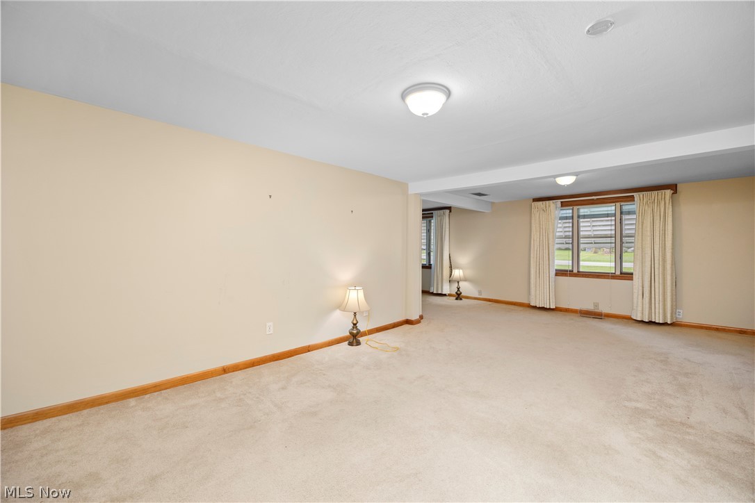 203 Annis Road South Amherst OH 44001