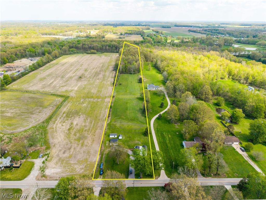 203 Annis Road South Amherst OH 44001