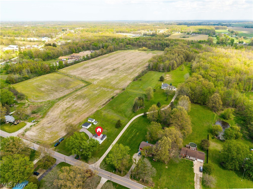 203 Annis Road South Amherst OH 44001