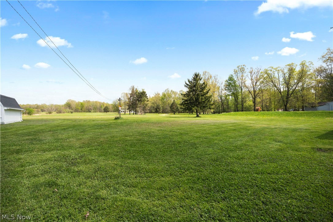 203 Annis Road South Amherst OH 44001