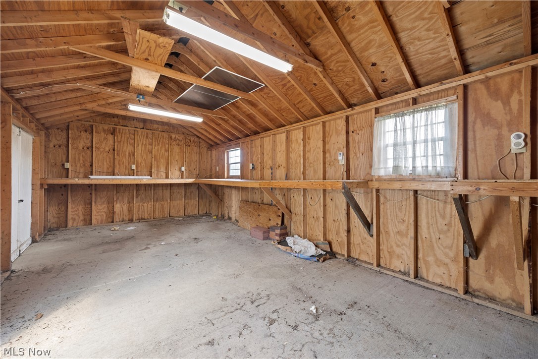 203 Annis Road South Amherst OH 44001