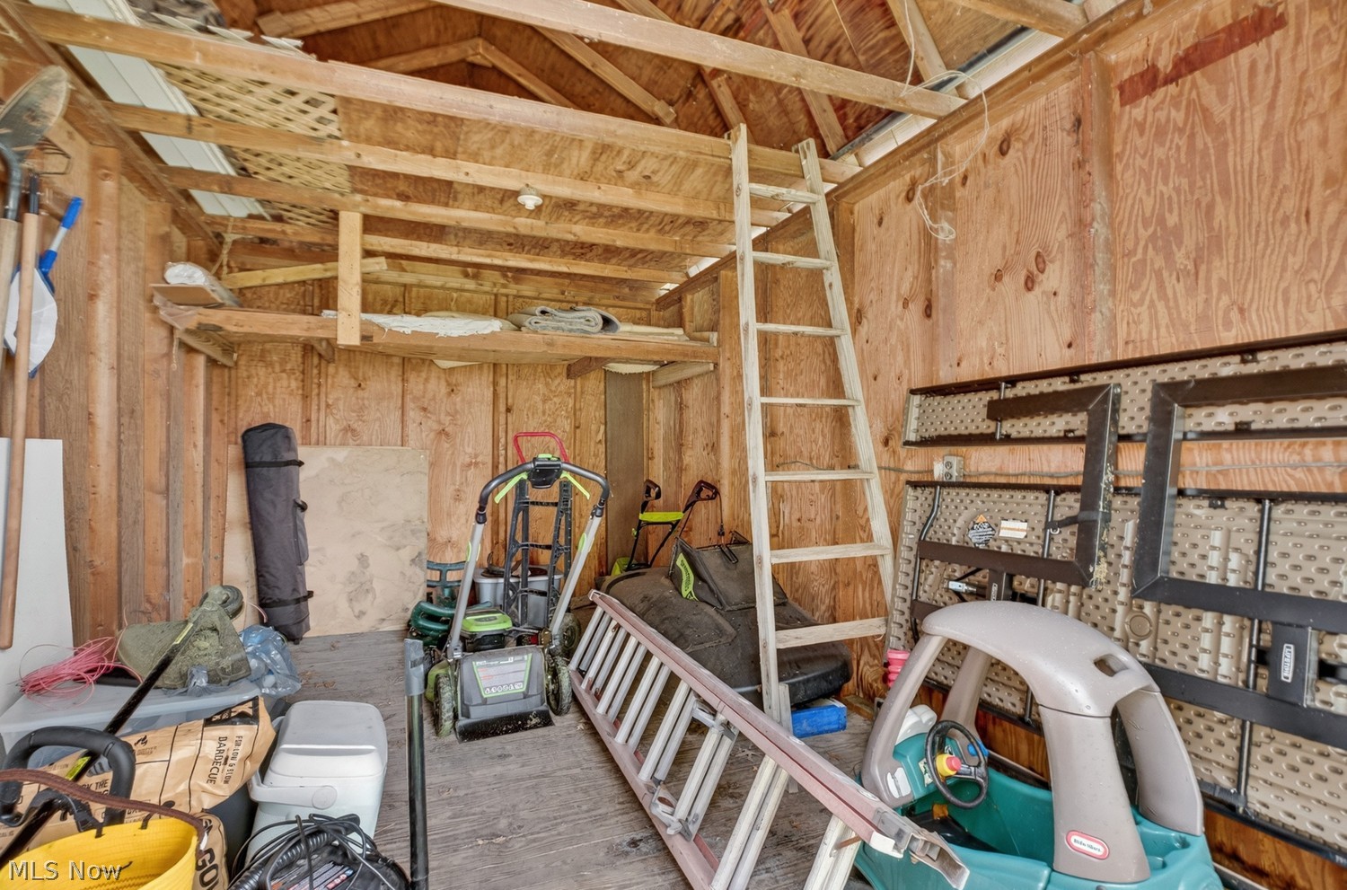 5430 Barkwood Drive Sheffield Village OH 44054