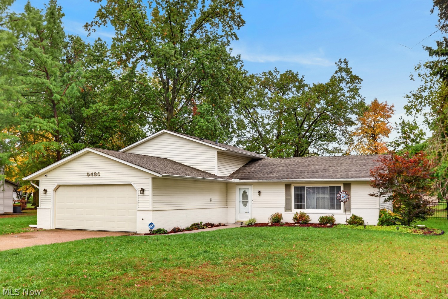 5430 Barkwood Drive Sheffield Village OH 44054