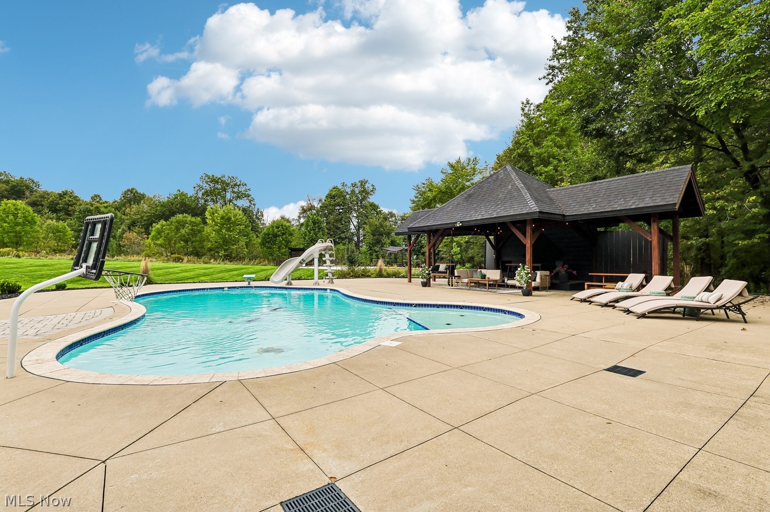 2245 Thoroughbred Drive Wadsworth OH 44281