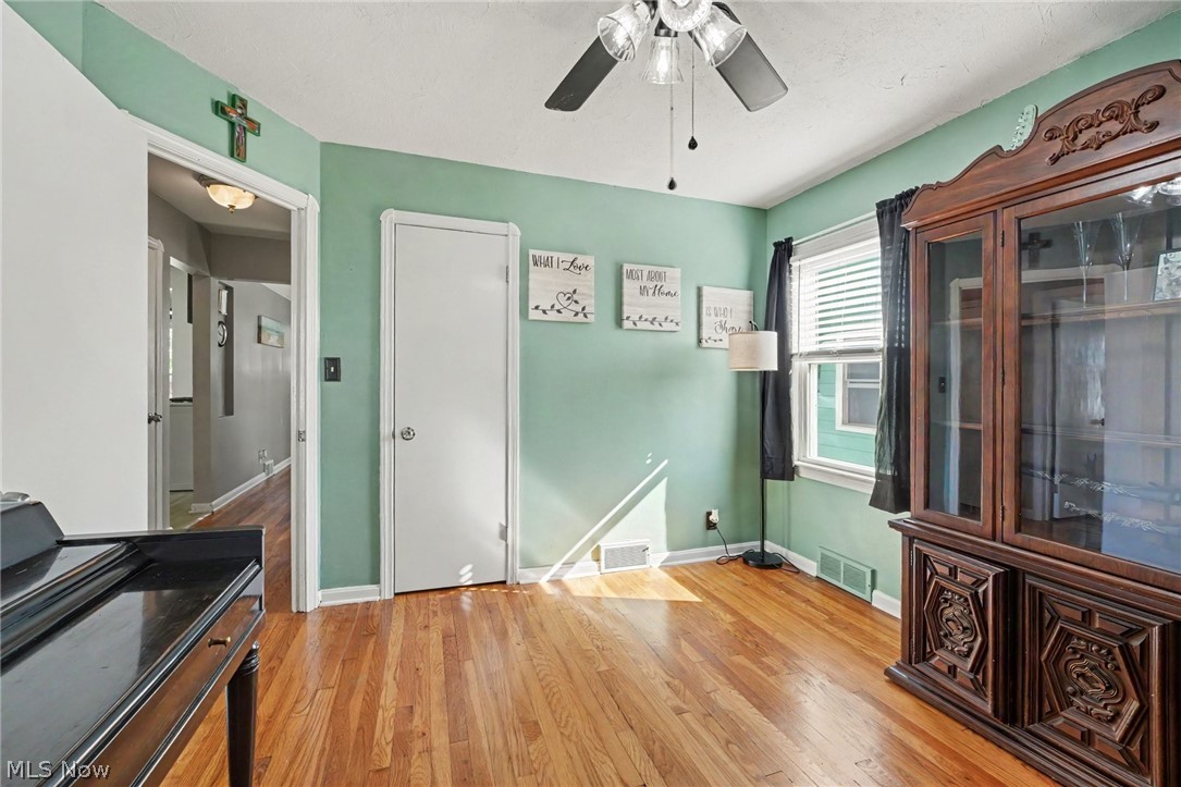 6607 Kenneth Avenue Parma OH 44129